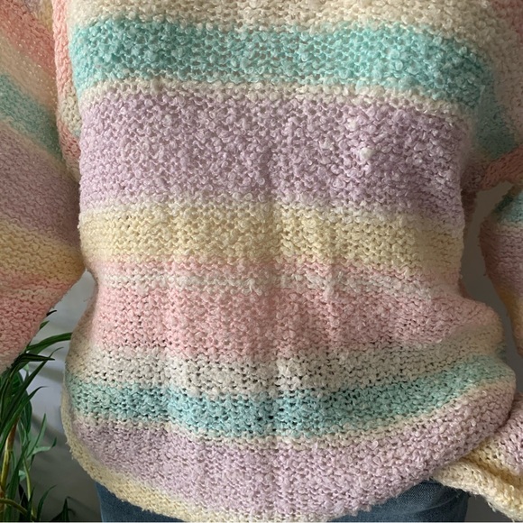 v i n t a g e :: Dreamy Pastel Striped Slouchy Knit Sweater - Picture 12 of 15